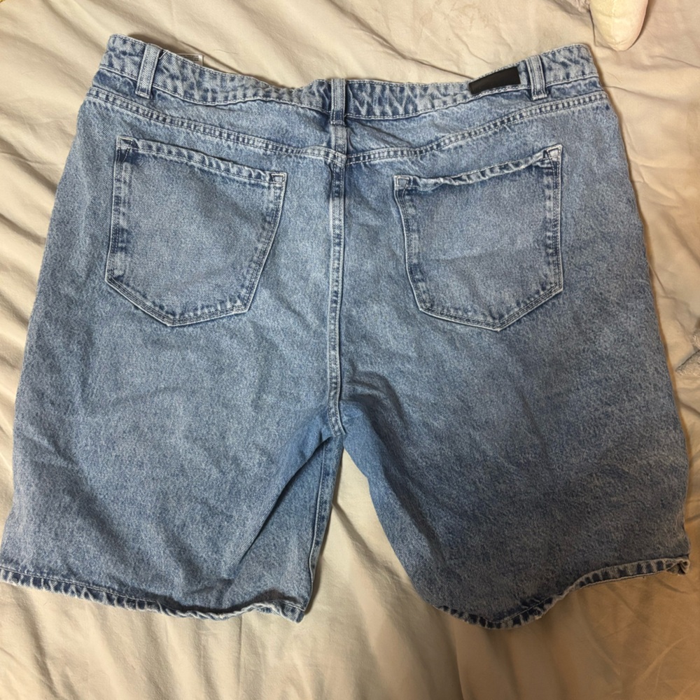Denver Hayes Light Blue Denim Shorts - Picture 3 of 5